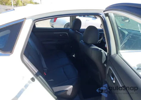 2018 Nissan Altima 2.5 Sr from USA, damaged, VIN 1N4AL3AP3JC136797